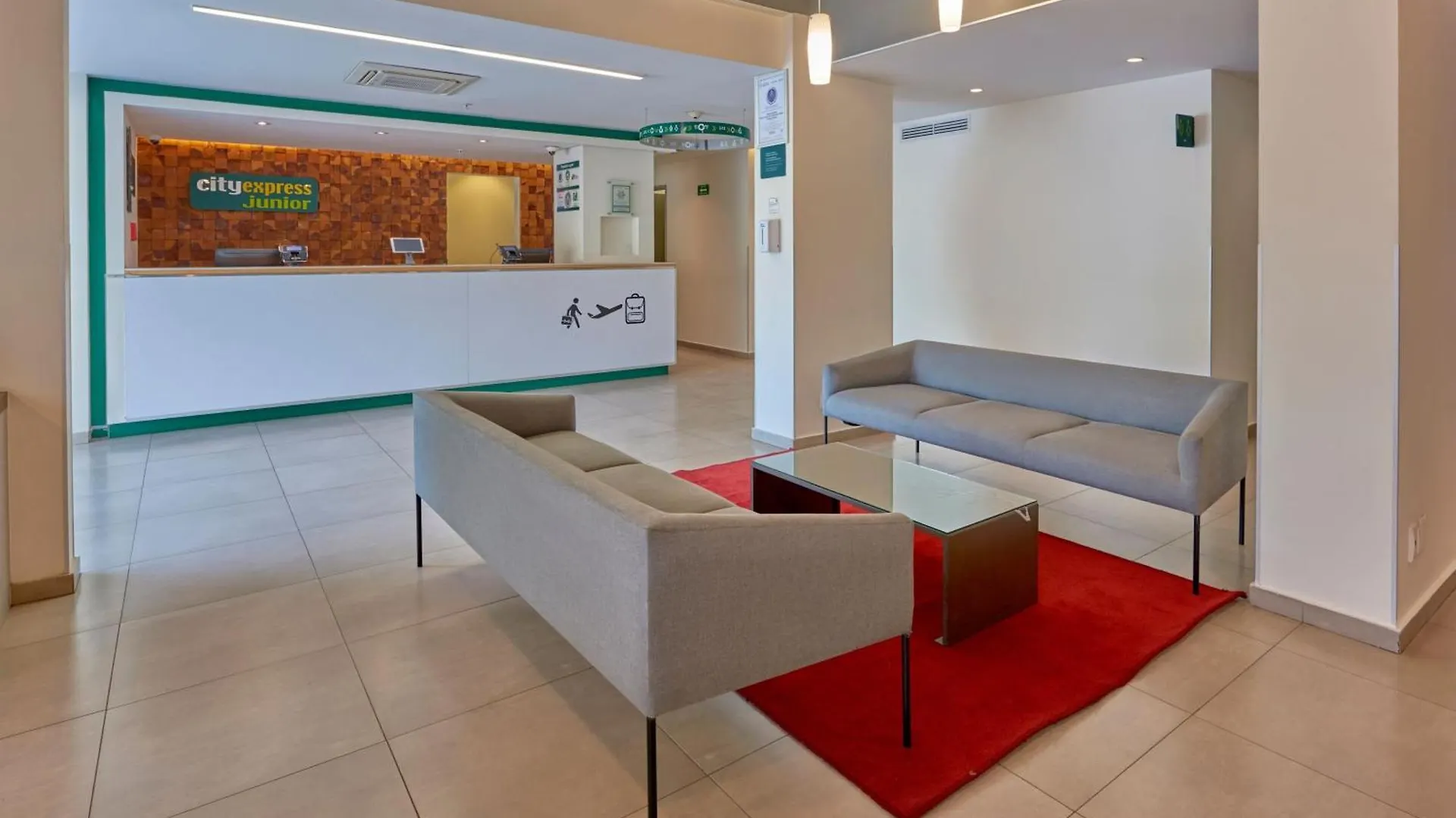 City Express Junior By Marriott Puebla Finsa