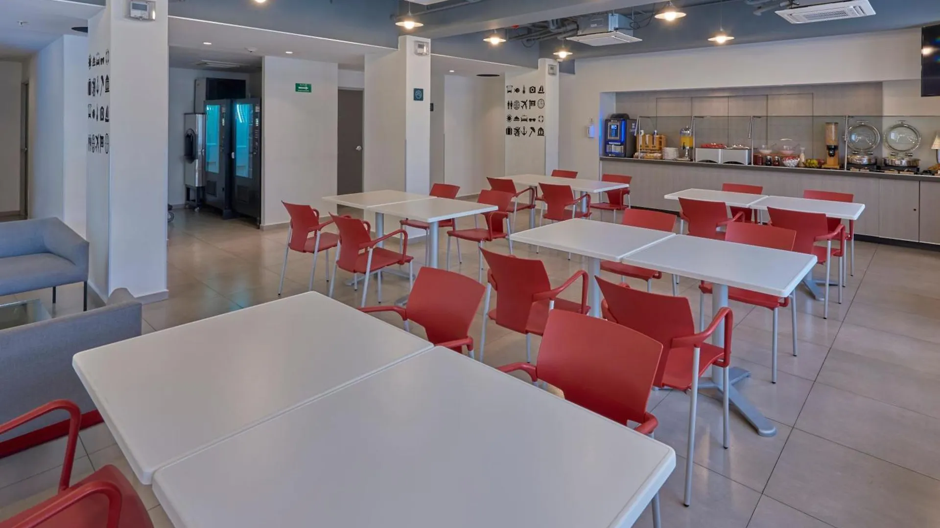 City Express Junior By Marriott Puebla Finsa Mexikó